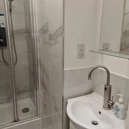 Studio Apartment In Bayswater Лондон Экстерьер фото